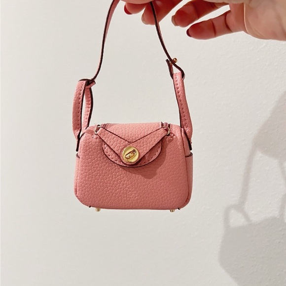 Elegant Pink Mini Handbag - Picture 1 of 4